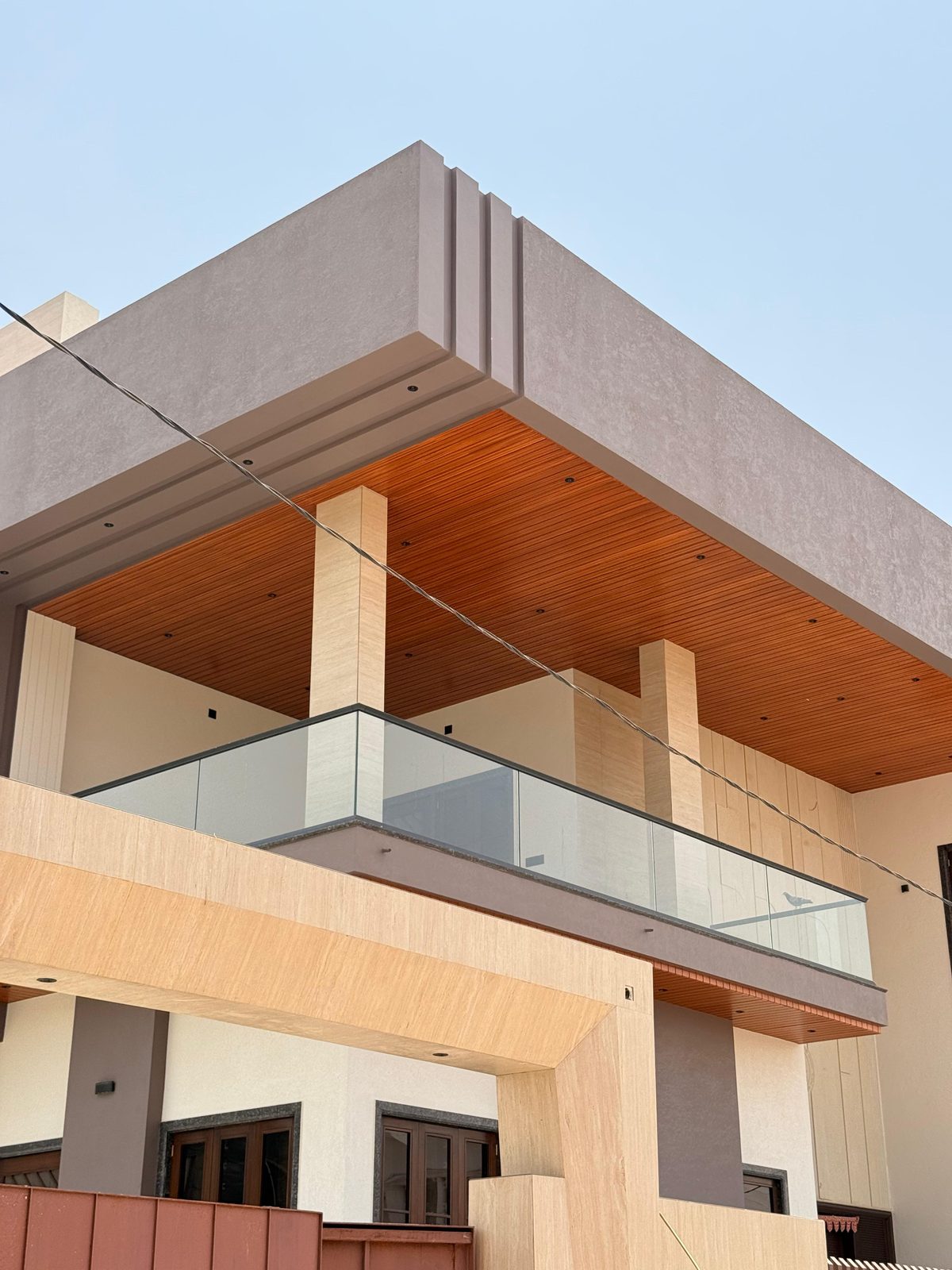 Woodium on a front elevation